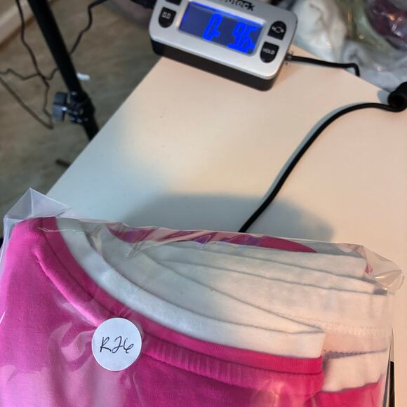 Cathrine's Suprema Collection V-neck Top 3X Plus 26/28W Hot Pink Modest Comfort - Picture 11 of 11